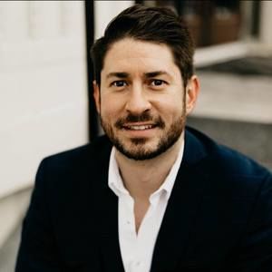 Meet your Posher, Eduardo